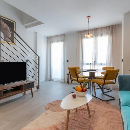 Sanctuary, By Cazul Apartment